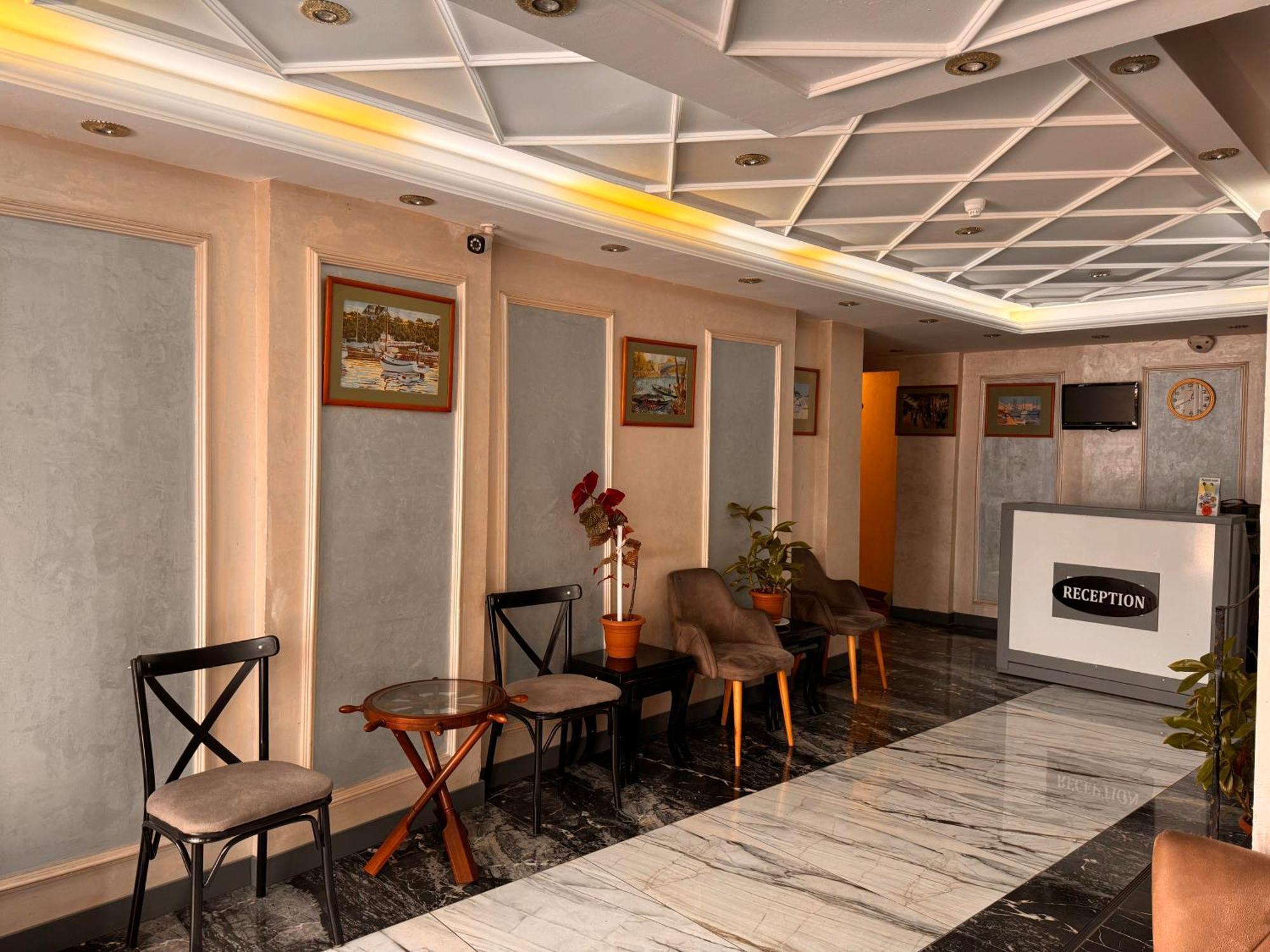 Grand Kybele Hotel Istanboel Buitenkant foto
