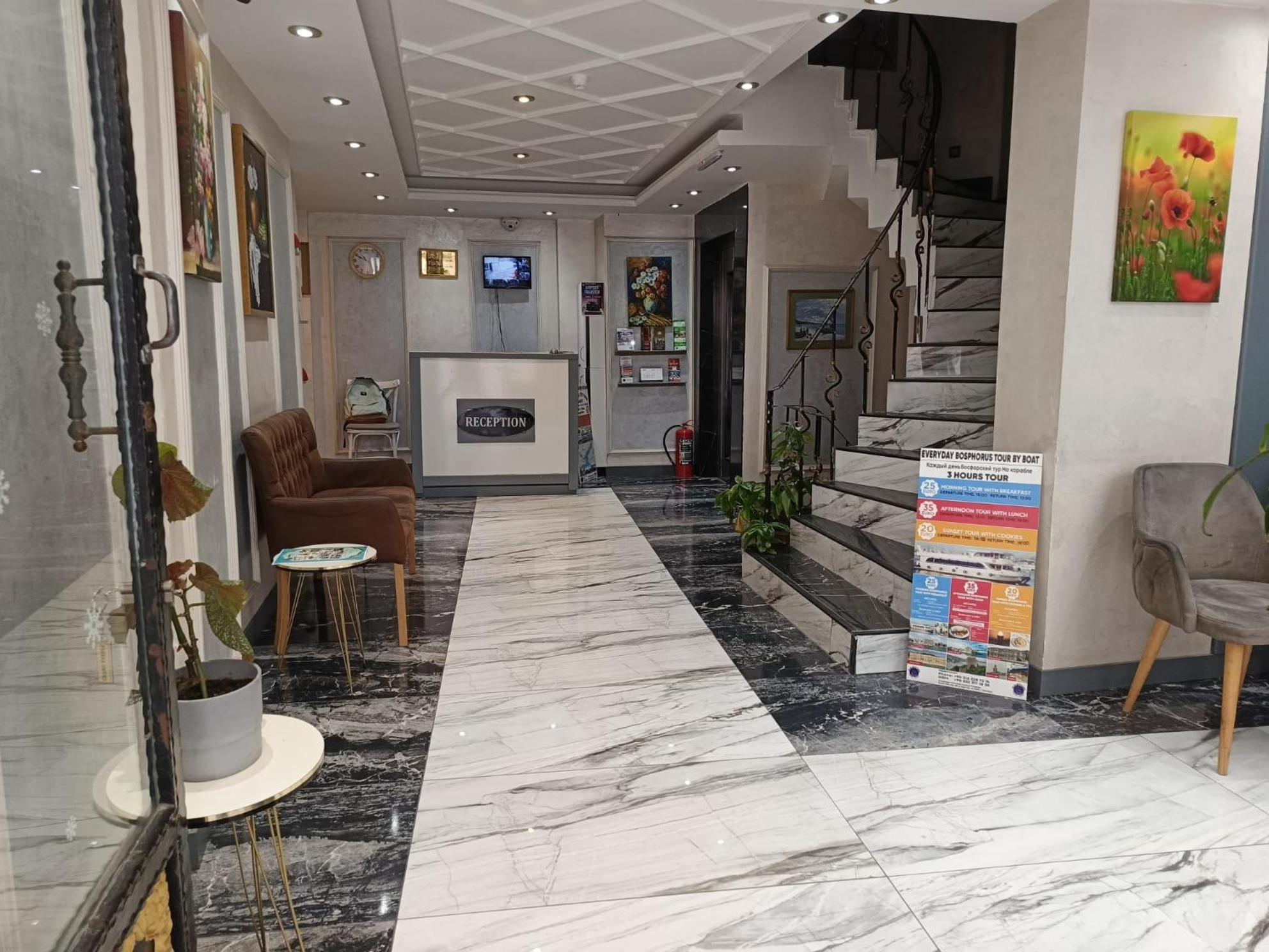 Grand Kybele Hotel Istanboel Buitenkant foto
